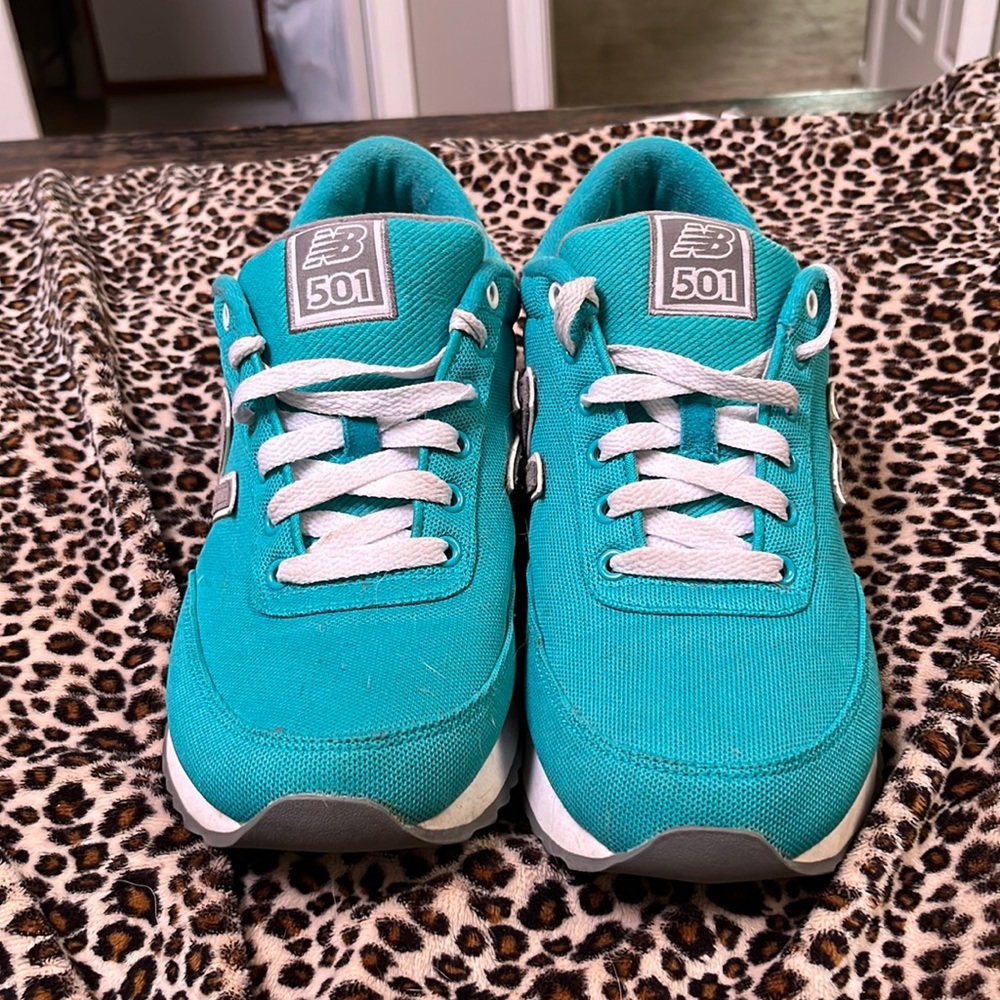 Women’s New Balance 501’s in Size 10.